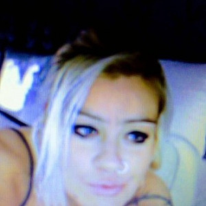 Jakki Louise webcam